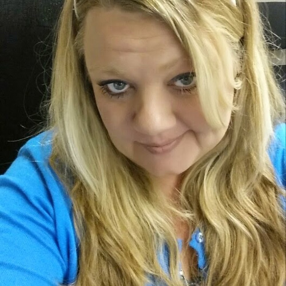 Meet your Posher, Dessi